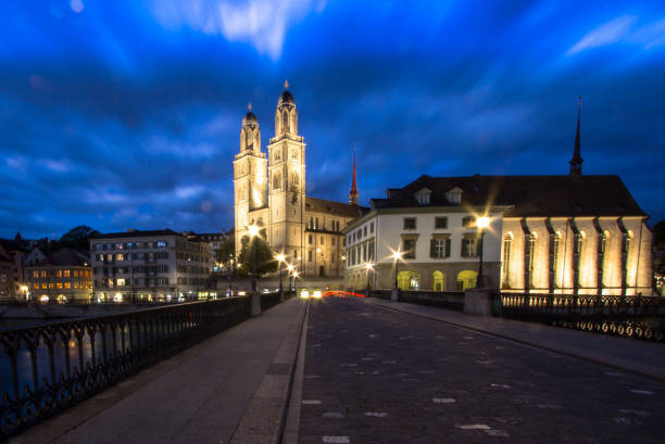 istock Grossmuenster in Zurich 911133080