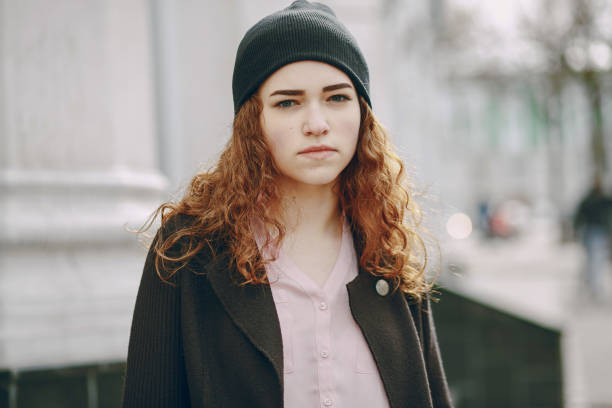istock girl in city 911138838