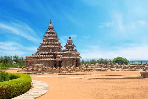 Templo de la costa de Mahabalipuram, en Tamil Nadu, India photo