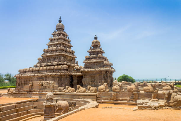 istock Shore temple at Mahabalipuram, Tamil Nadu, India 911257248
