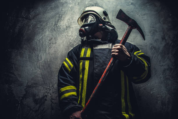 istock Rescue firefighter man in oxygen mask. 911274502