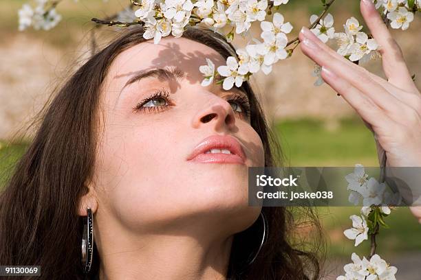 Primavera Foto de stock y más banco de imágenes de Actividades recreativas - Actividades recreativas, Adulto, Aire libre