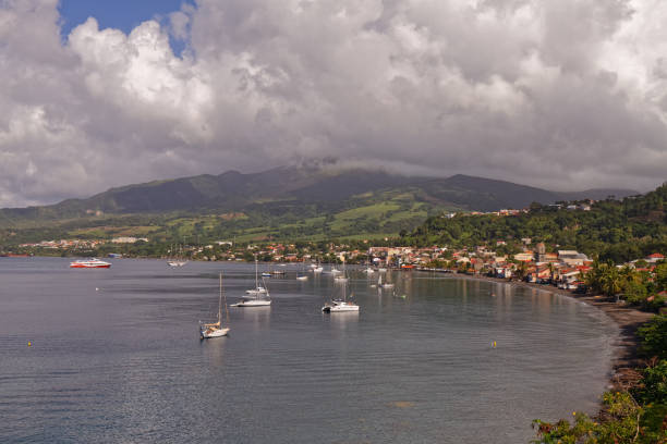 istock Saint-Pierre Bay - Martinique - FWI 911317780