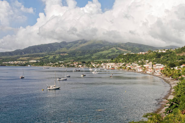 istock Saint-Pierre Bay - Martinique - FWI 911321390