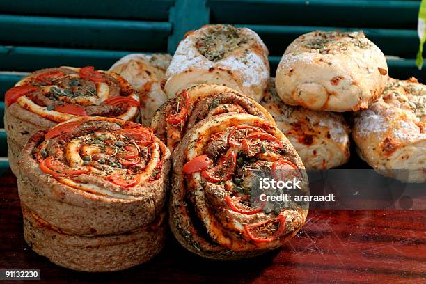 Włoski Chleb - zdjęcia stockowe i więcej obrazów Bagietka - Pieczywo - Bagietka - Pieczywo, Bez ludzi, Bochenek chleba