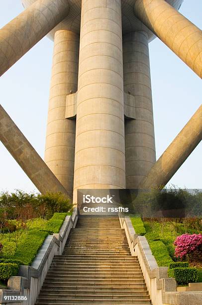 동방명주탑 개성-개념에 대한 스톡 사진 및 기타 이미지 - 개성-개념, 건설 산업, 건축