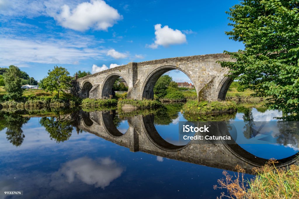 Stirling bridge in Scotland Stirling Bridge, Scotland, scene of the historic Battle of Stirling Bridge where Scots led by William Wallace defeated the English in 1297 Stirling Stock Photo