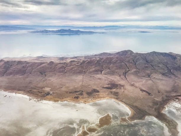 istock Aerial view of Great Salt Lake 911345284