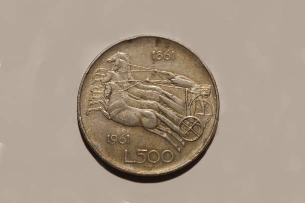 istock 500 lire of silver 911388410