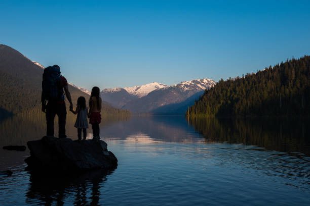 istock Family bonding in nature 911394288