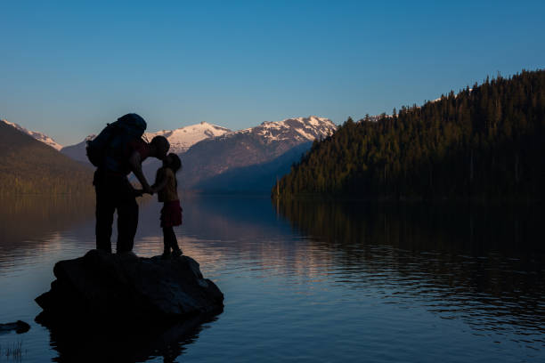 istock Family bonding in nature 911394320