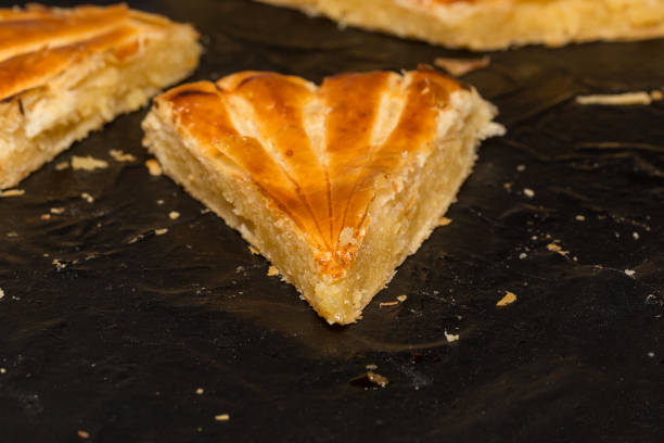 The galette des rois is a slab traditionally made and consumed in most of France, Quebec, Acadia, Switzerland, Luxembourg, Belgium and Lebanon on the occasion of the Epiphany, a Christian festival that celebrates the visit of the three wise men to the baby Jesus, celebrated on January 6th of each year.