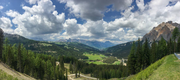 istock Panoramic view of Val Badia 911484054