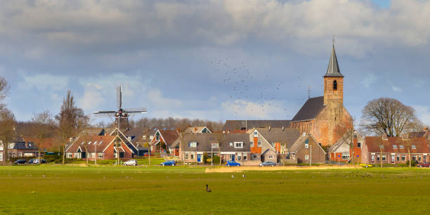 piccola scena del villaggio paesi bassi - amsterdam traditional culture netherlands wood foto e immagini stock