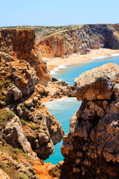 istock Rocky coast in Portugal 911529374