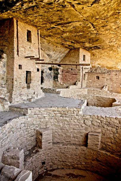 istock Kiva at Mesa Verde Cliff Dwellings 911538270