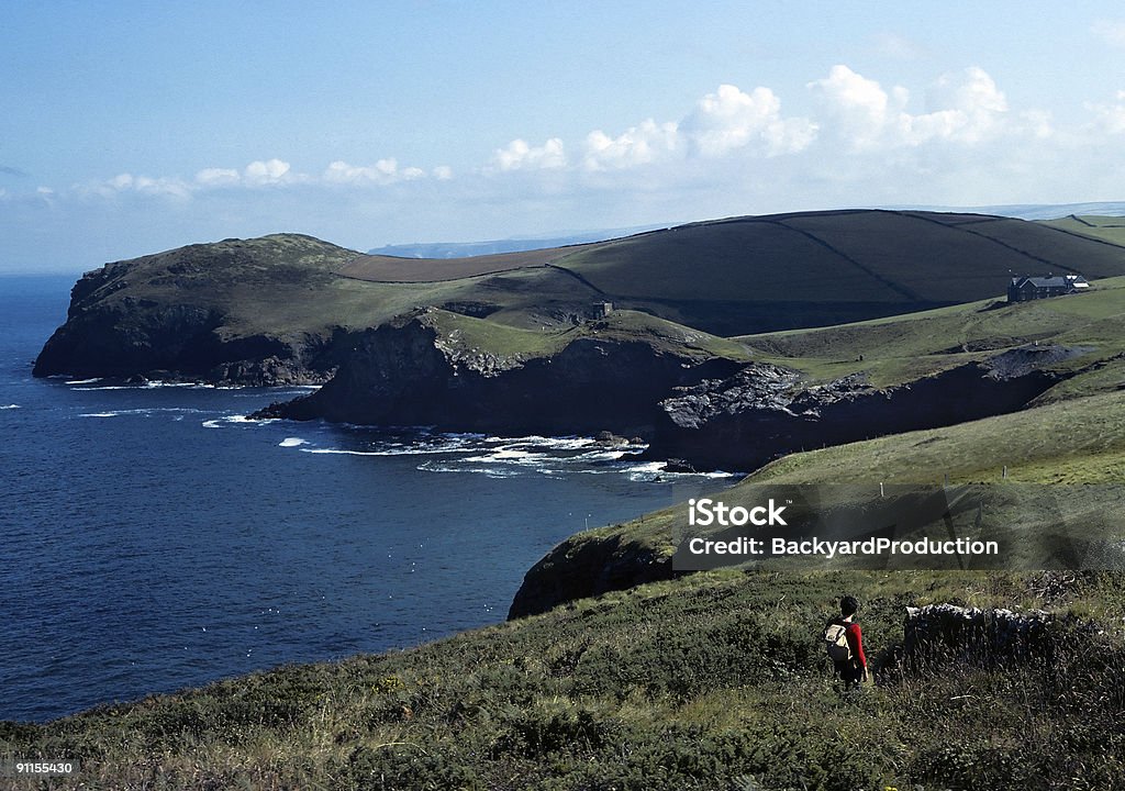 Cornwall Coastal Path mit walker - Lizenzfrei Cornwall - England Stock-Foto