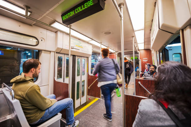 subway - train boston bus subway station imagens e fotografias de stock