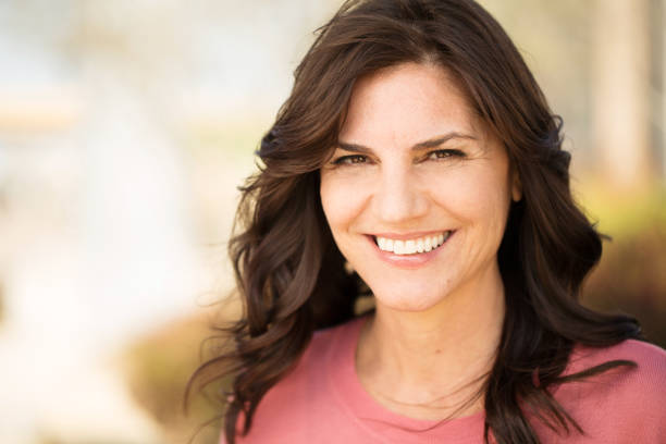 istock Beautiful mature woman smiling. 911561554