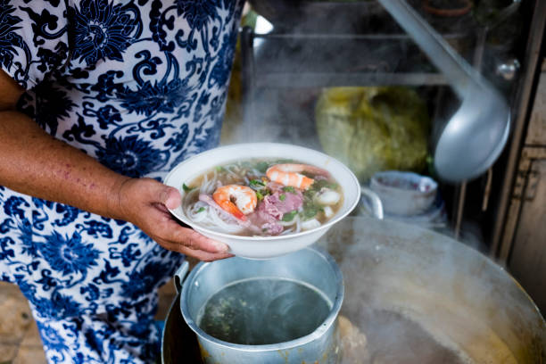 istock Bowl of Pho 911573734