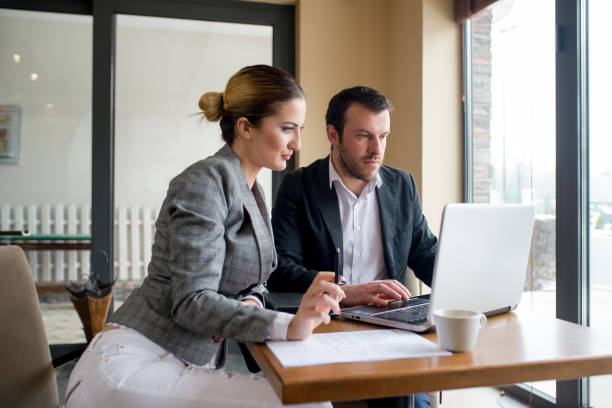istock Business people are making arrangement 911611178