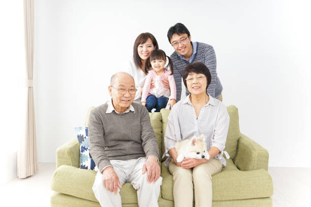 istock Group photo of family 911611348