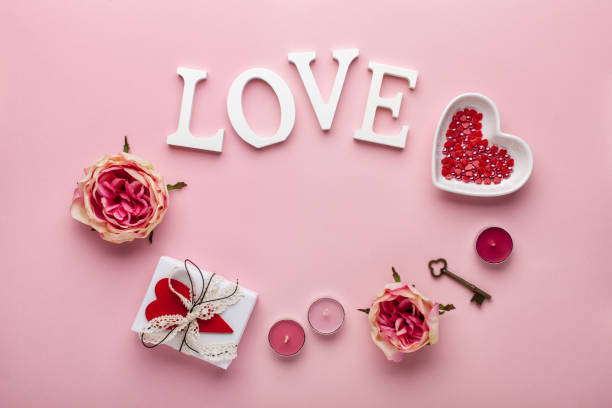 istock Valentines day concept with love letters on pink background. 911623372