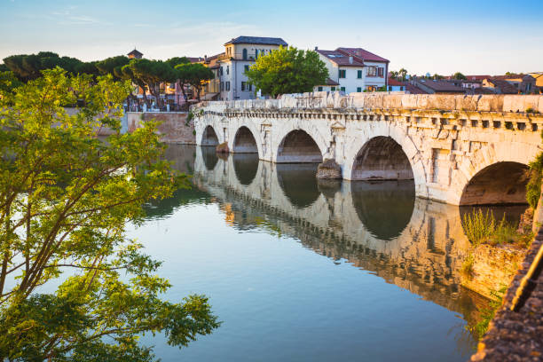 istock Bridge of Tiberius (Ponte di Tiberio) in Rimini 911626456