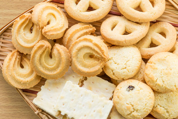 istock Butter cookies in bamboo bowl 911675968