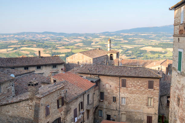 istock View of Todi, in Umbria 911703092
