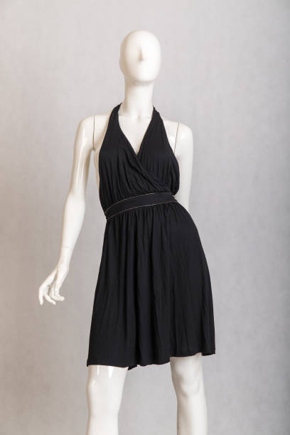 istock black evening dress on a mannequin 911728150