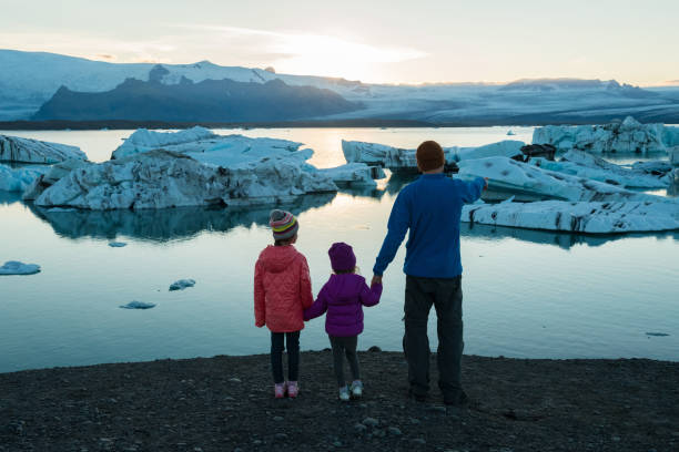 istock Traveling Iceland with kids 911759358