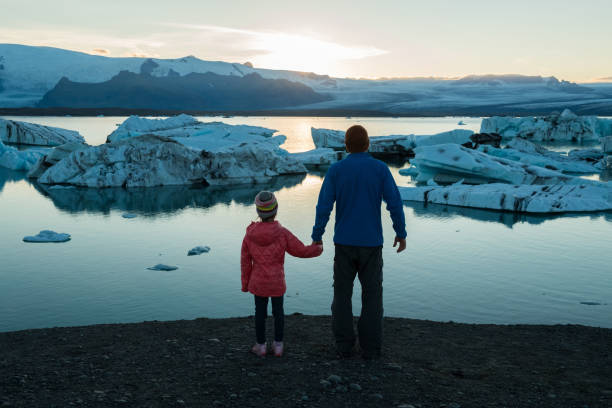 istock Traveling Iceland with kids 911759430