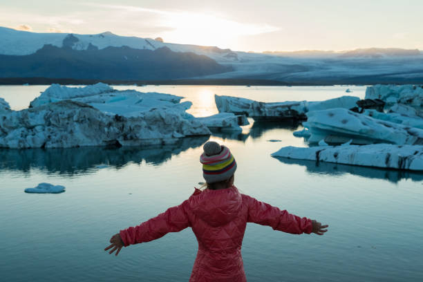 istock Traveling Iceland with kids 911759516