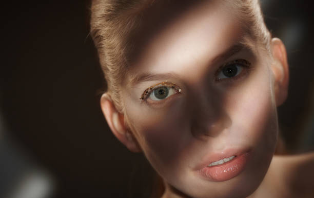 istock Dramatic portrait of woman. 911777552