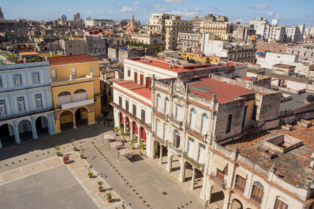 istock Old Havana square seen from above 911788018