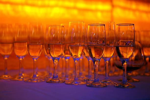 gran partido. - champagne champagne flute cocktail jubilee fotografías e imágenes de stock