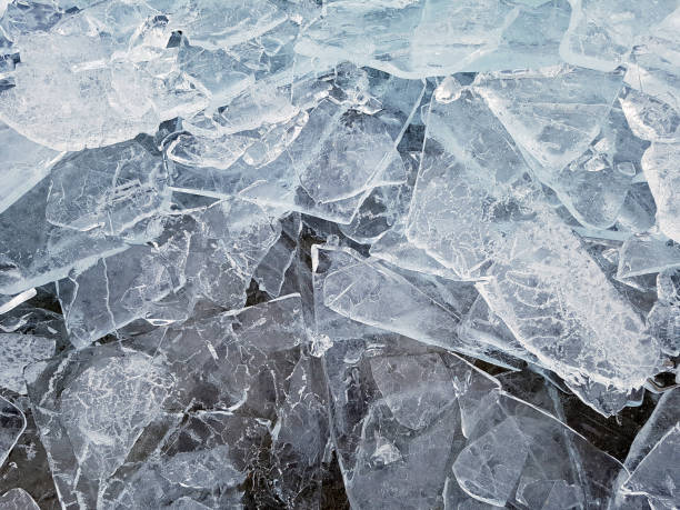 istock Ice frozen on lake 911892510