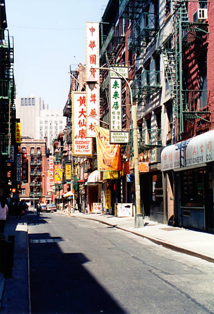 bairro de chinatown em nova york - lower downtown - fotografias e filmes do acervo