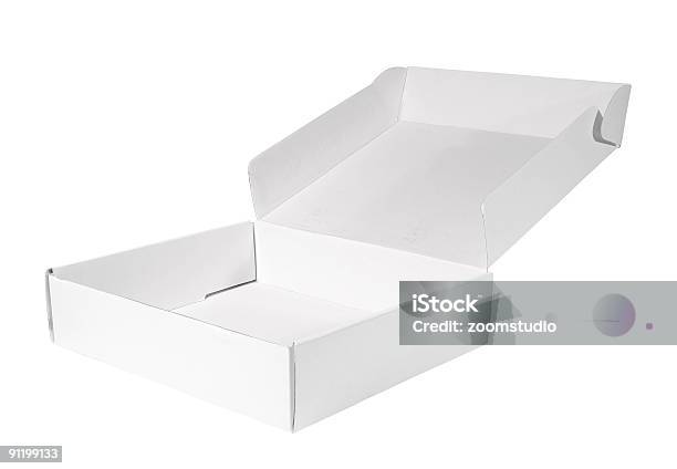ホワイト段ボール箱 - 箱のストックフォトや画像を多数ご用意 - 箱, 開いている, からっぽ