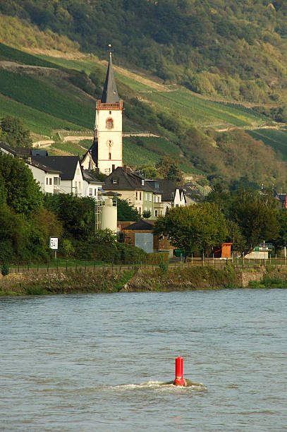 istock Church On The Rhine 91199454