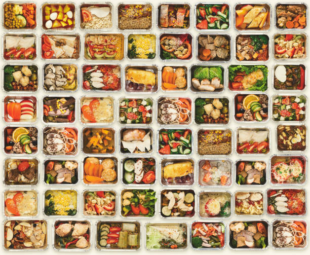 istock Set of take away food boxes at white background 911996004