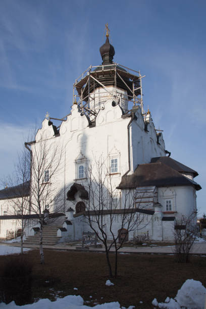 swijaschsk theotokos-uspenski kloster. kathedrale der himmelfahrt der jungfrau maria. - hail mary stock-fotos und bilder