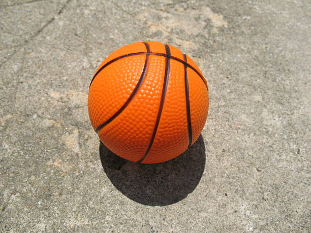 istock Simple Basketball On The Courts 91200174