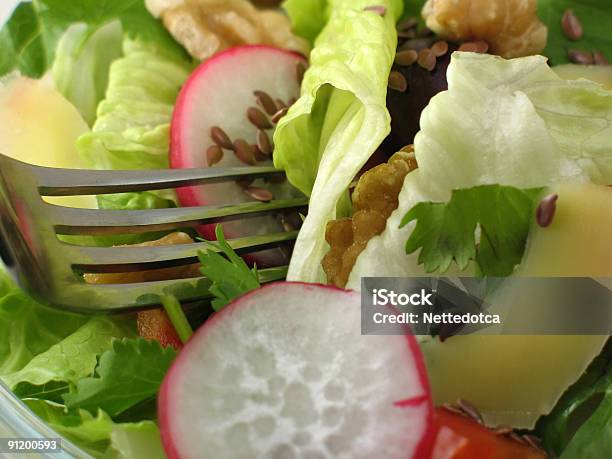 건강한 샐러드 In 접사를 0명에 대한 스톡 사진 및 기타 이미지 - 0명, 건강한 식생활, 고수