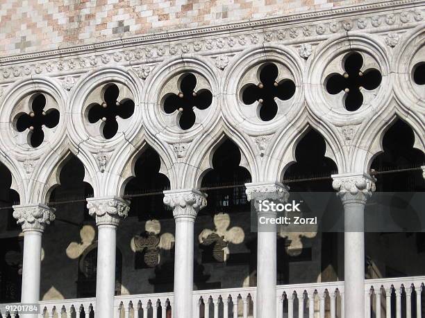 ドージェ宮殿サンマルコ広場にイタリアベニス - イタリアのストックフォトや画像を多数ご用意 - イタリア, イタリア文化, カラー画像