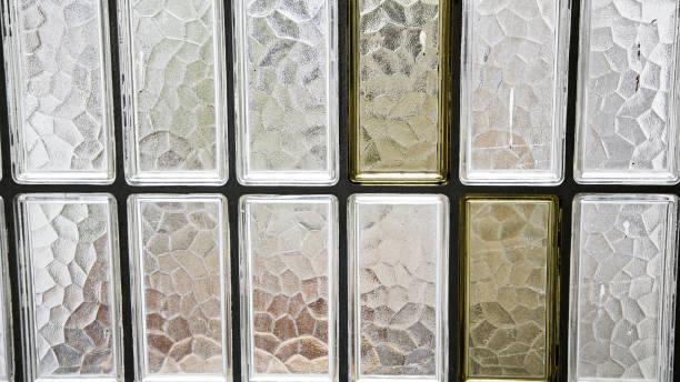istock Crystals of opaque windows 912018838