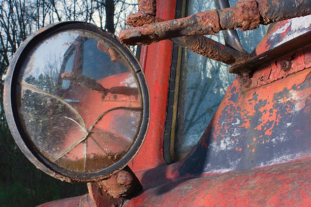 Rusty Reverse 220+ Truck Reversing Photos Stock Photos, Pictures & Royalty-Free ...