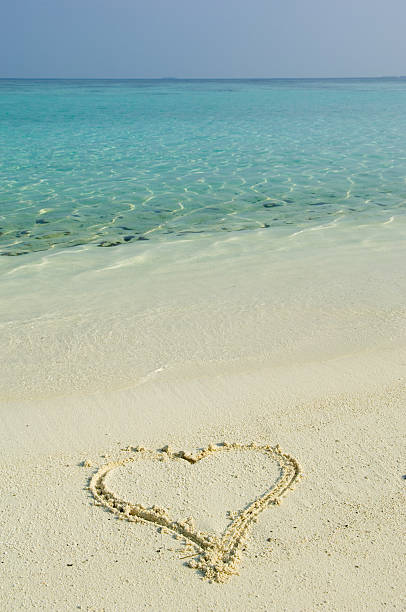 istock Love sign on the beach 91202316