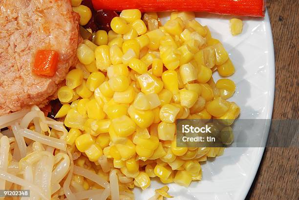 Milho Doce De Amêndoa De Palmiste De Mistura De Salada - Fotografias de stock e mais imagens de Alimentação Saudável